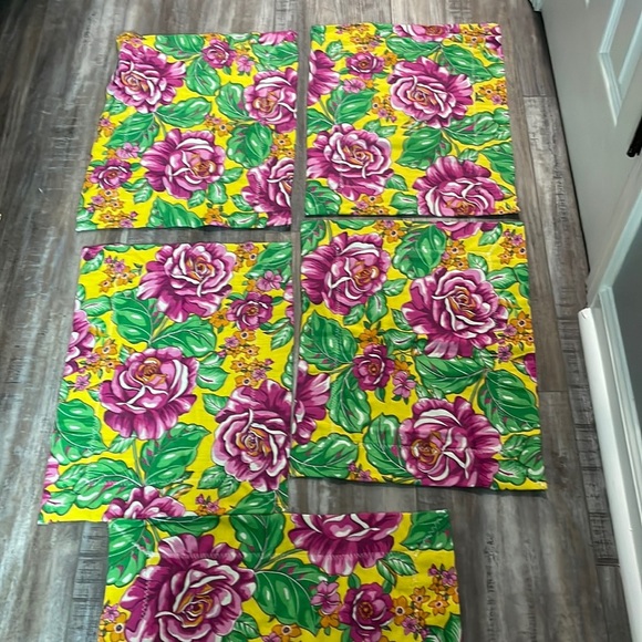5 floral placemats - Picture 1 of 5